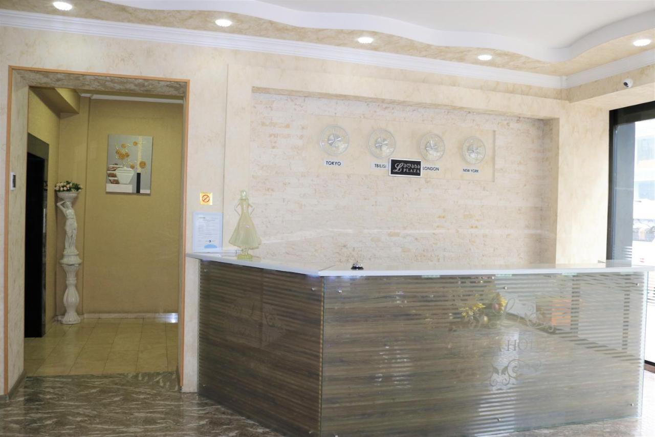 L Plaza Hotel Tbilisi Buitenkant foto
